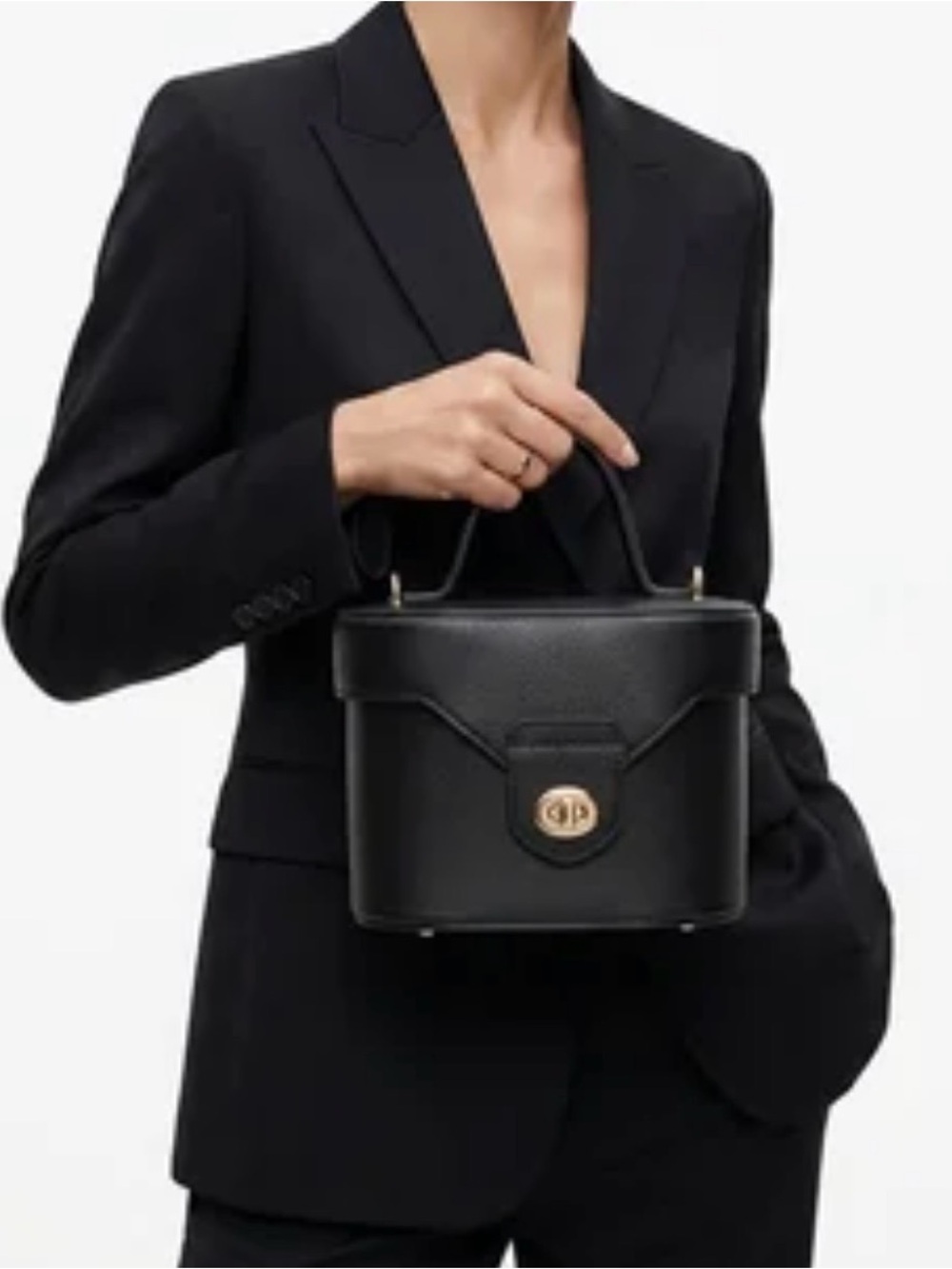 Viola Castellani Made in Italy Top-Handle Leather Round Vanity Case Shoulder Str